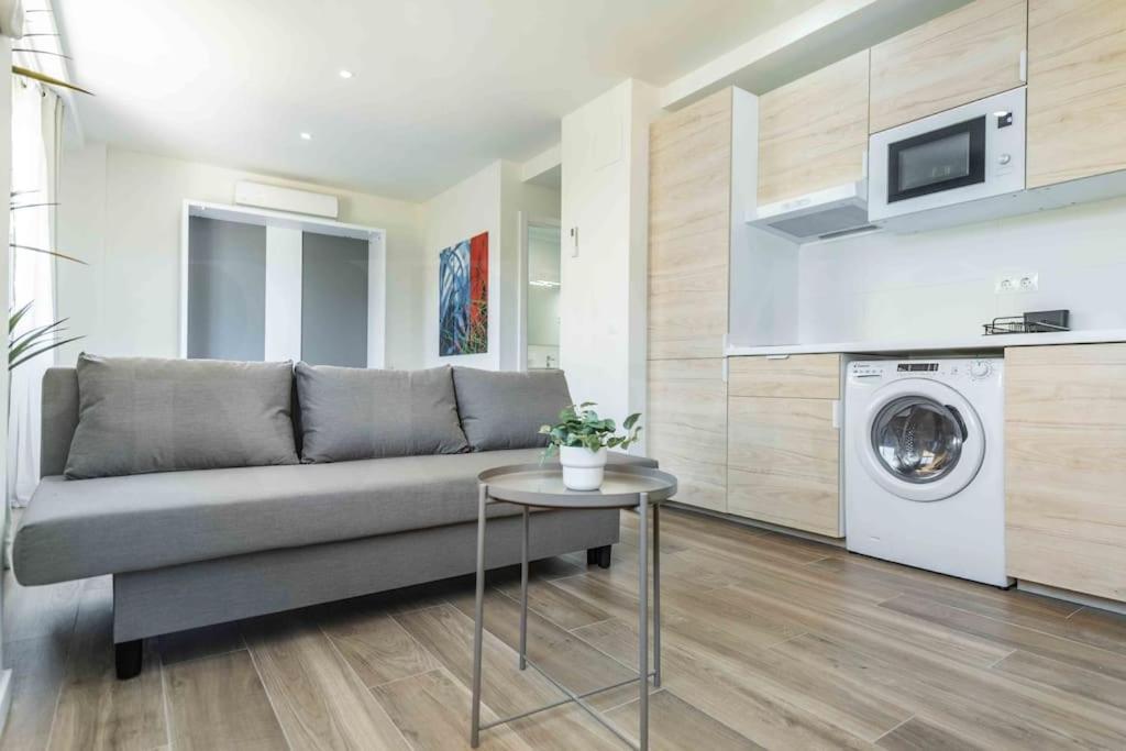 Authentic Minimalistic Studio Near La Union By Rems Malaga Zewnętrze zdjęcie